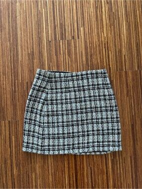 Aritzia Babaton Tan, Black & White Plaid Tweed Mini Skirt